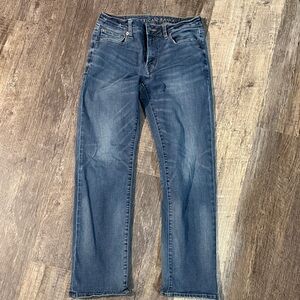 American Eagle Outfitters Mid Wash Straight Jeans - Blue
